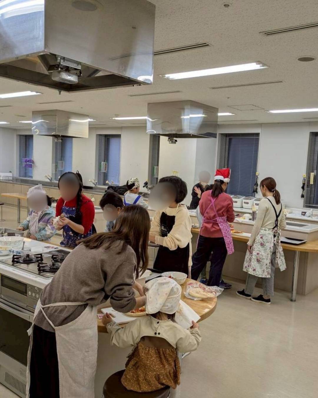 発達凸凹クリスマス交流会全体写真